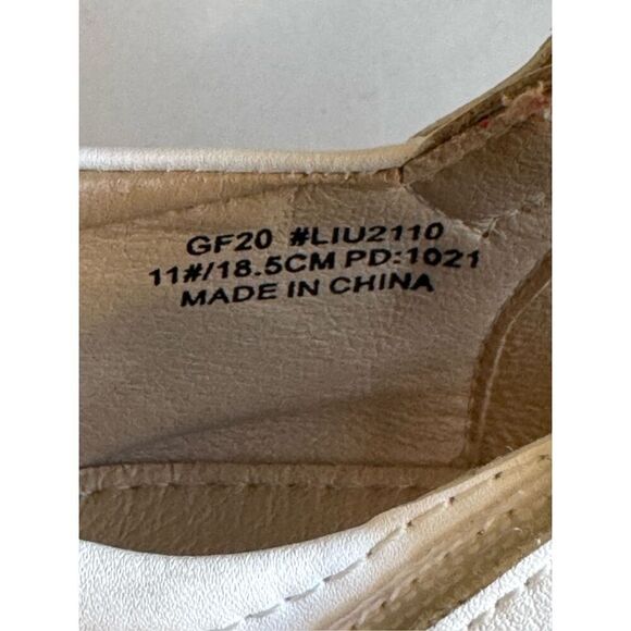 Livie & Luca black ballet flats slip on round toe criss cross strappy girls size - Picture 8 of 8